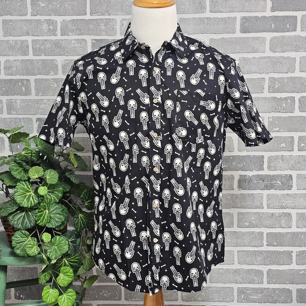 Em‎ & Sprout Skeleton Button Down Shirt Halloween Goth Kawaii Graphic Medium
